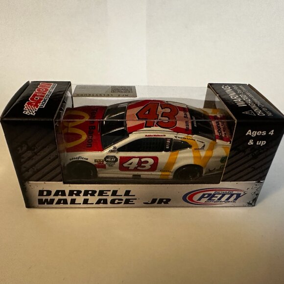 NASCAR 2019 Darrell Wallace Jr. McDonalds 1:64 Diecast - Picture 1 of 2